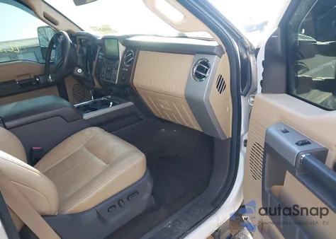 2014 Ford F-250 Lariat z USA, uszkodzony, nr VIN 1FT7W2BT9EEB59304